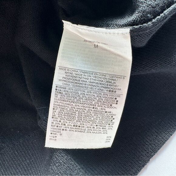 Banana Republic Black Luxe Sweater Collection V-Neck Size Medium NWT - Picture 6 of 7